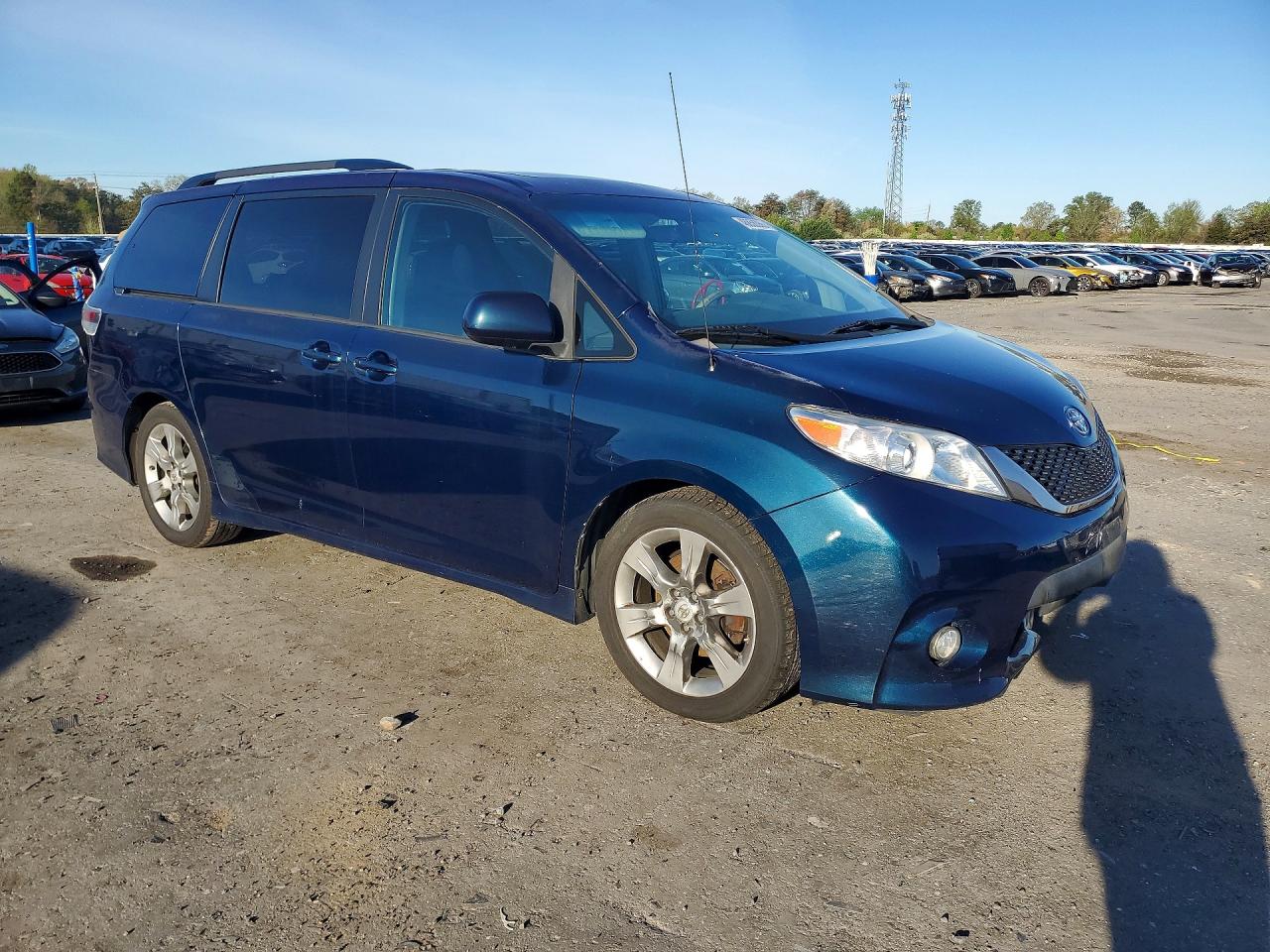 Toyota Sienna Se 8-passenger