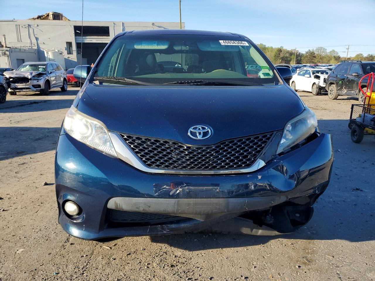 Toyota Sienna Se 8-passenger
