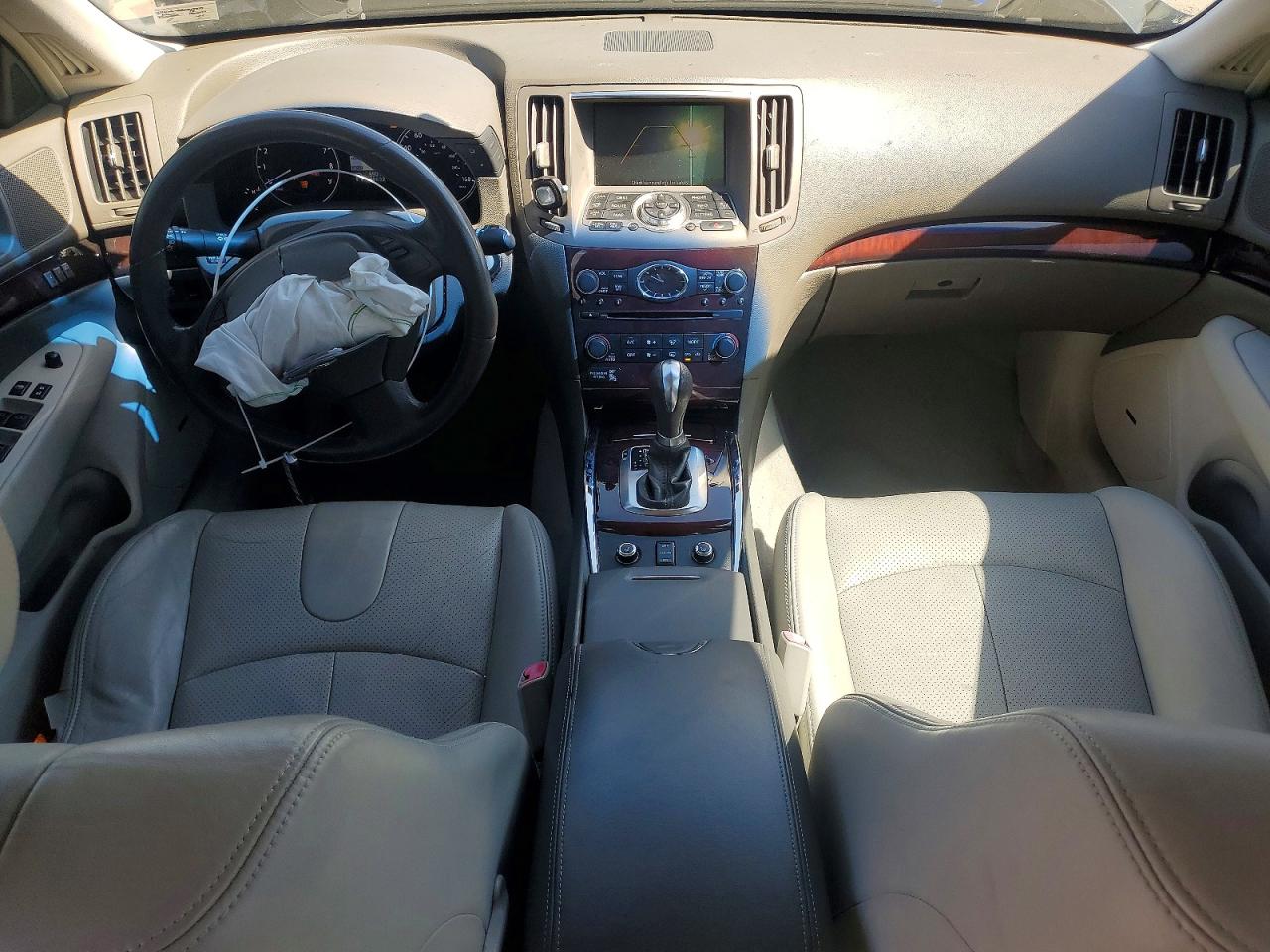 INFINITI G37 X