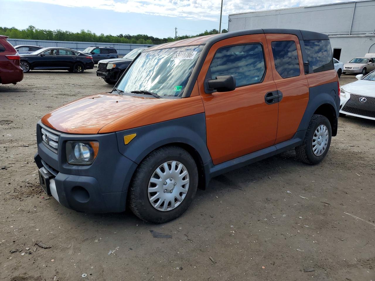 Salvage Honda Element Image