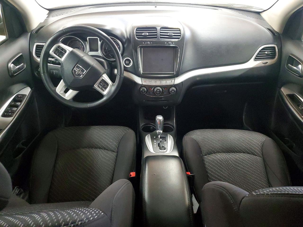Dodge Journey Sxt
