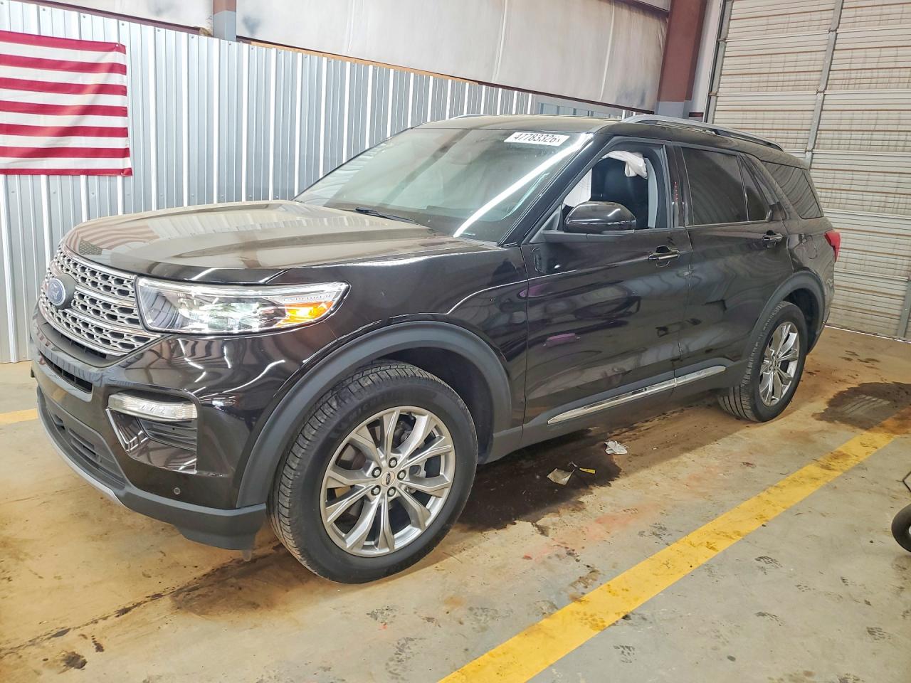 Salvage Ford Explorer Image