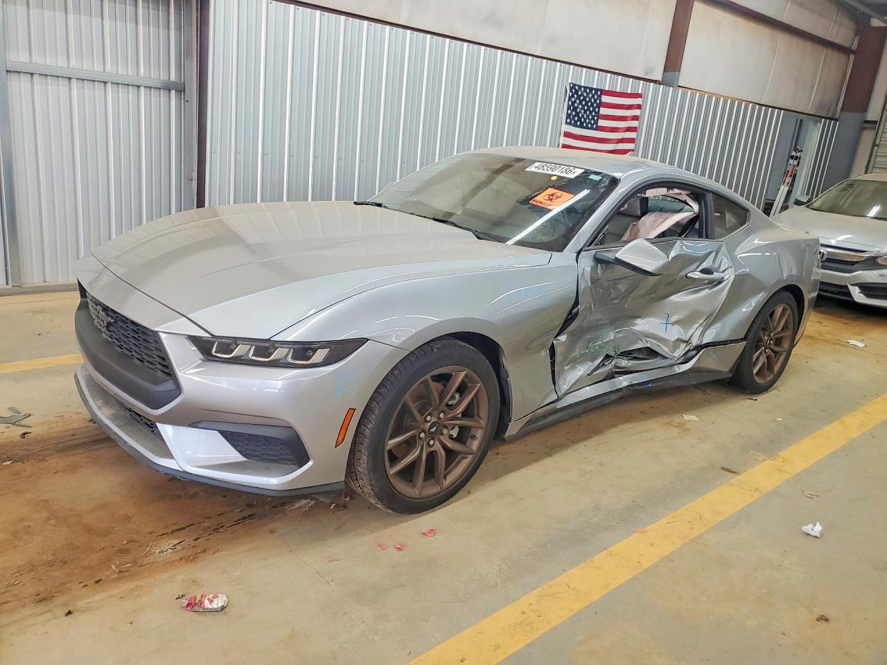 Salvage Ford Mustang Image