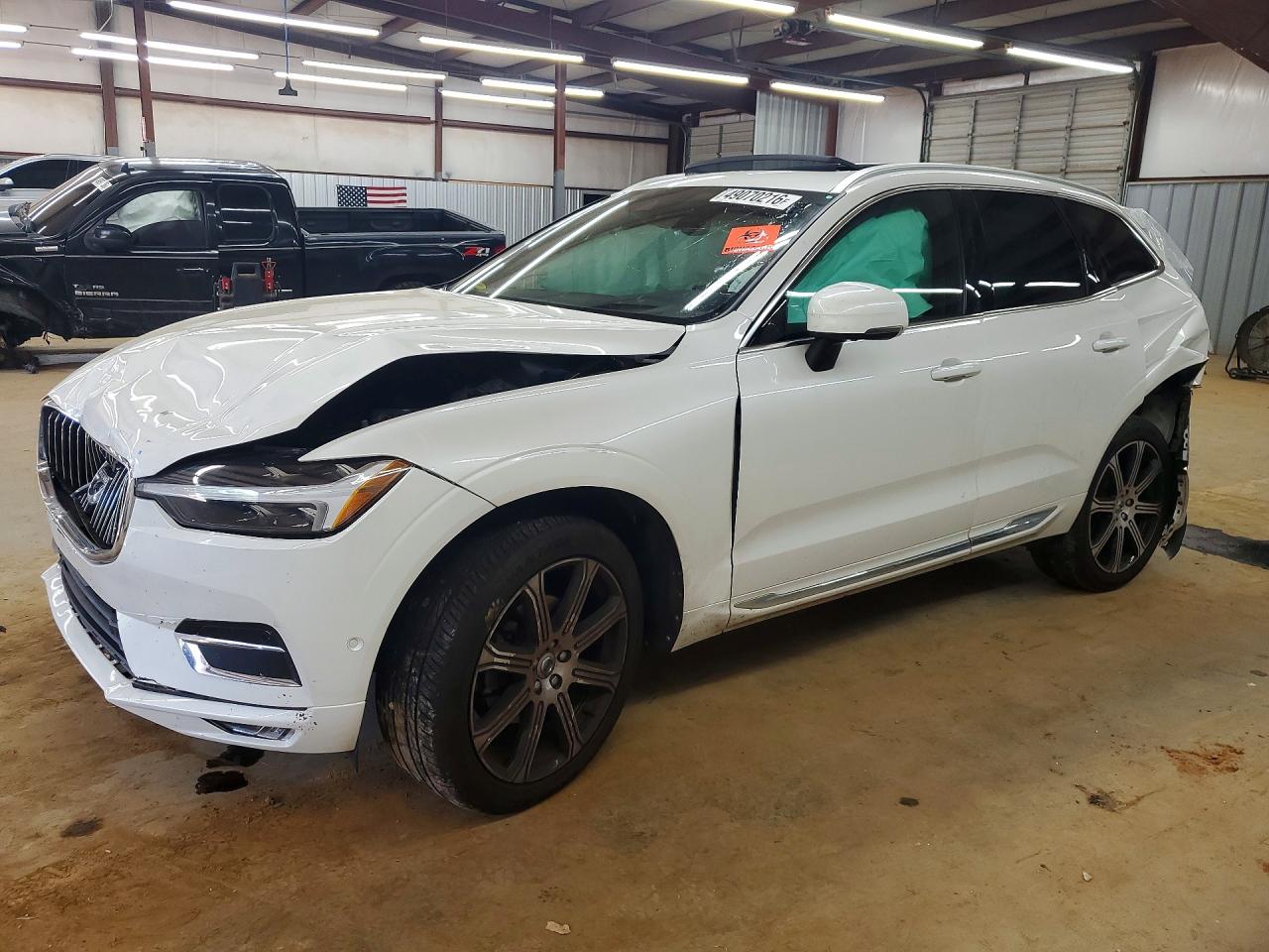 Salvage Volvo XC60 Image