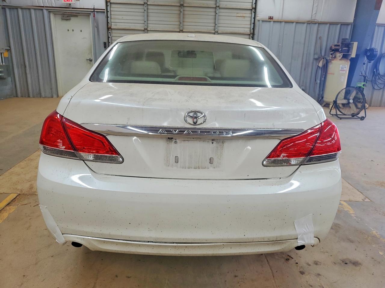 Toyota Avalon Limited
