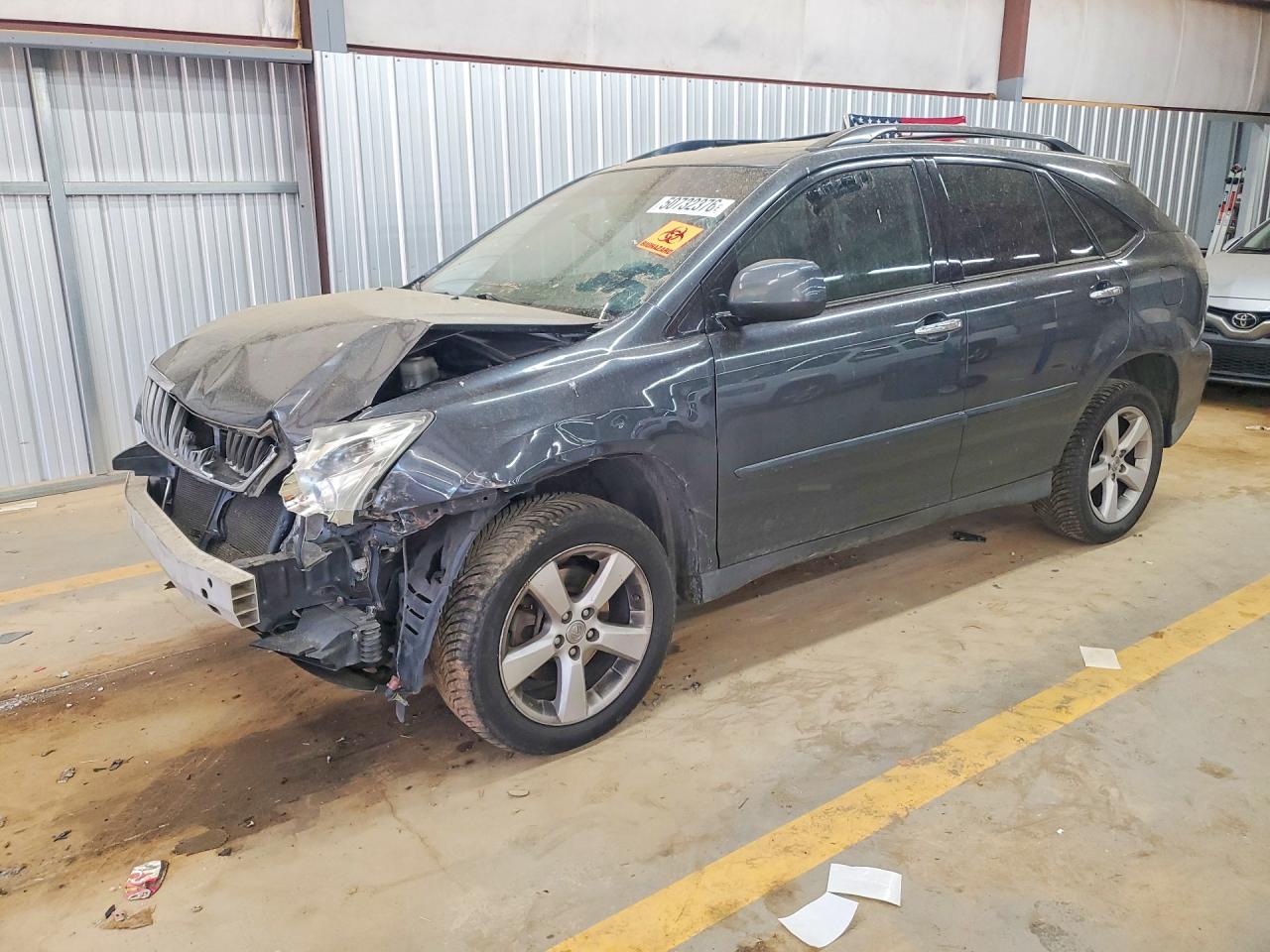 Salvage Lexus RX Image