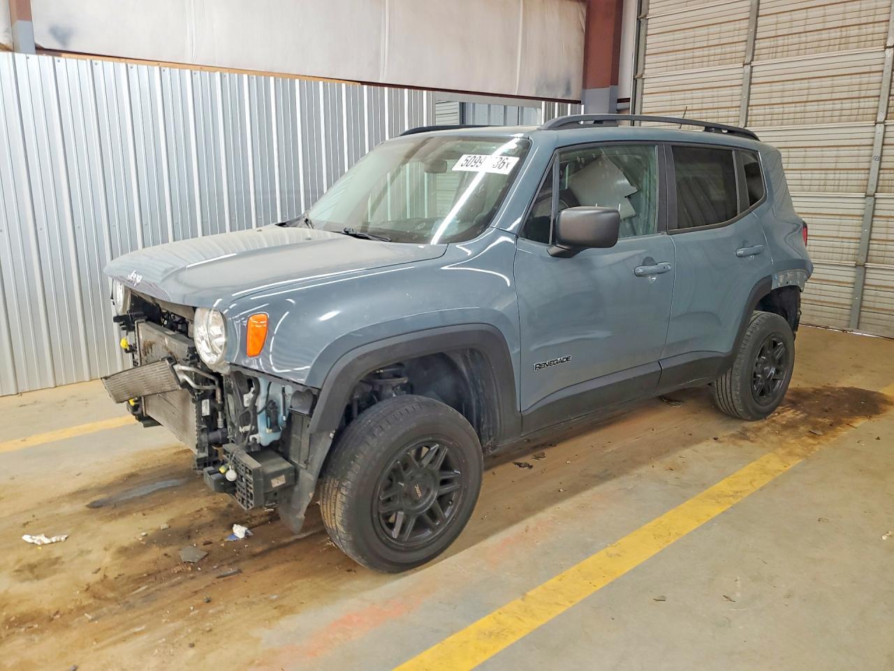 Salvage Jeep Renegade Image