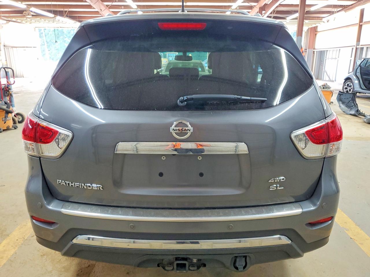 Nissan Pathfinder Sl