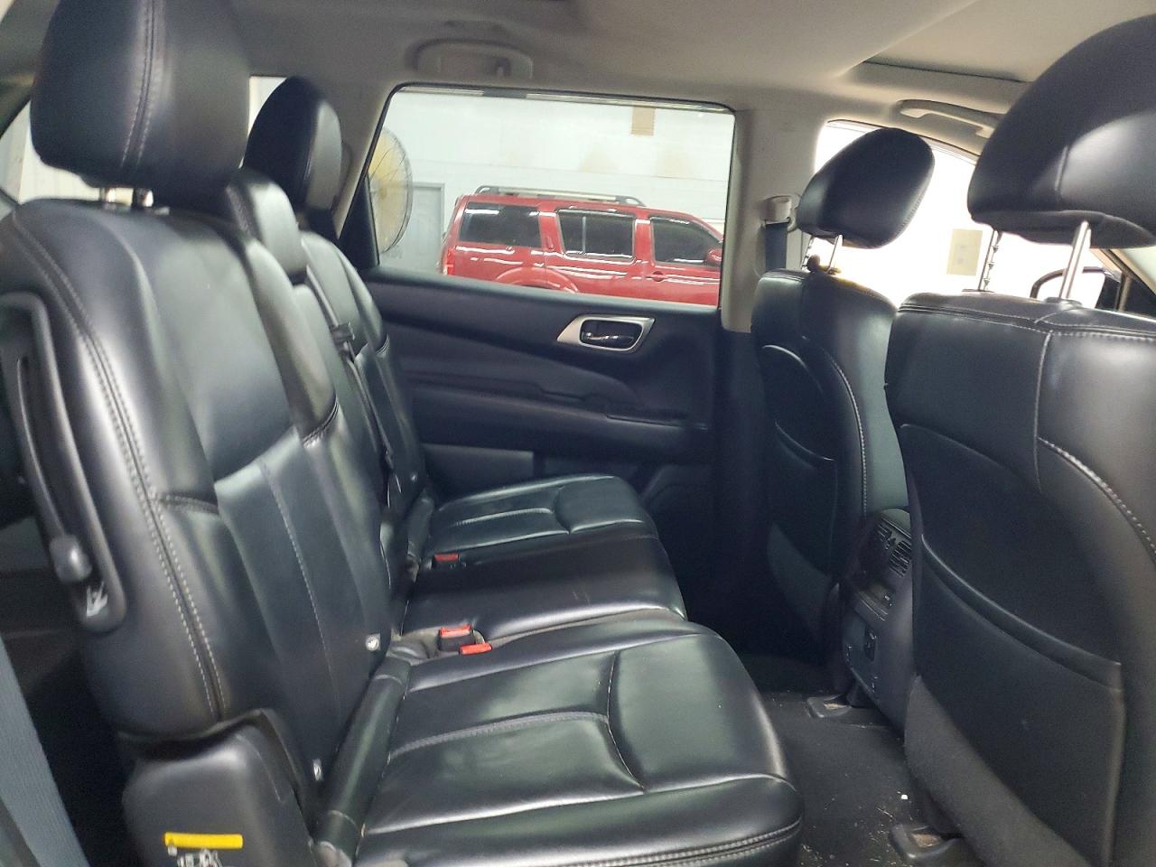 Nissan Pathfinder Sl