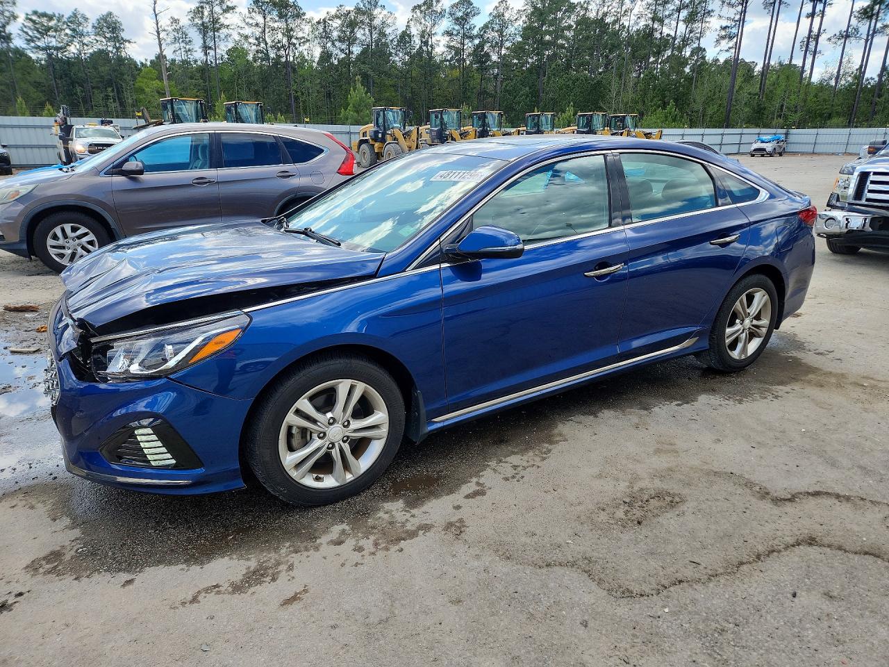Salvage Hyundai SONATA Image