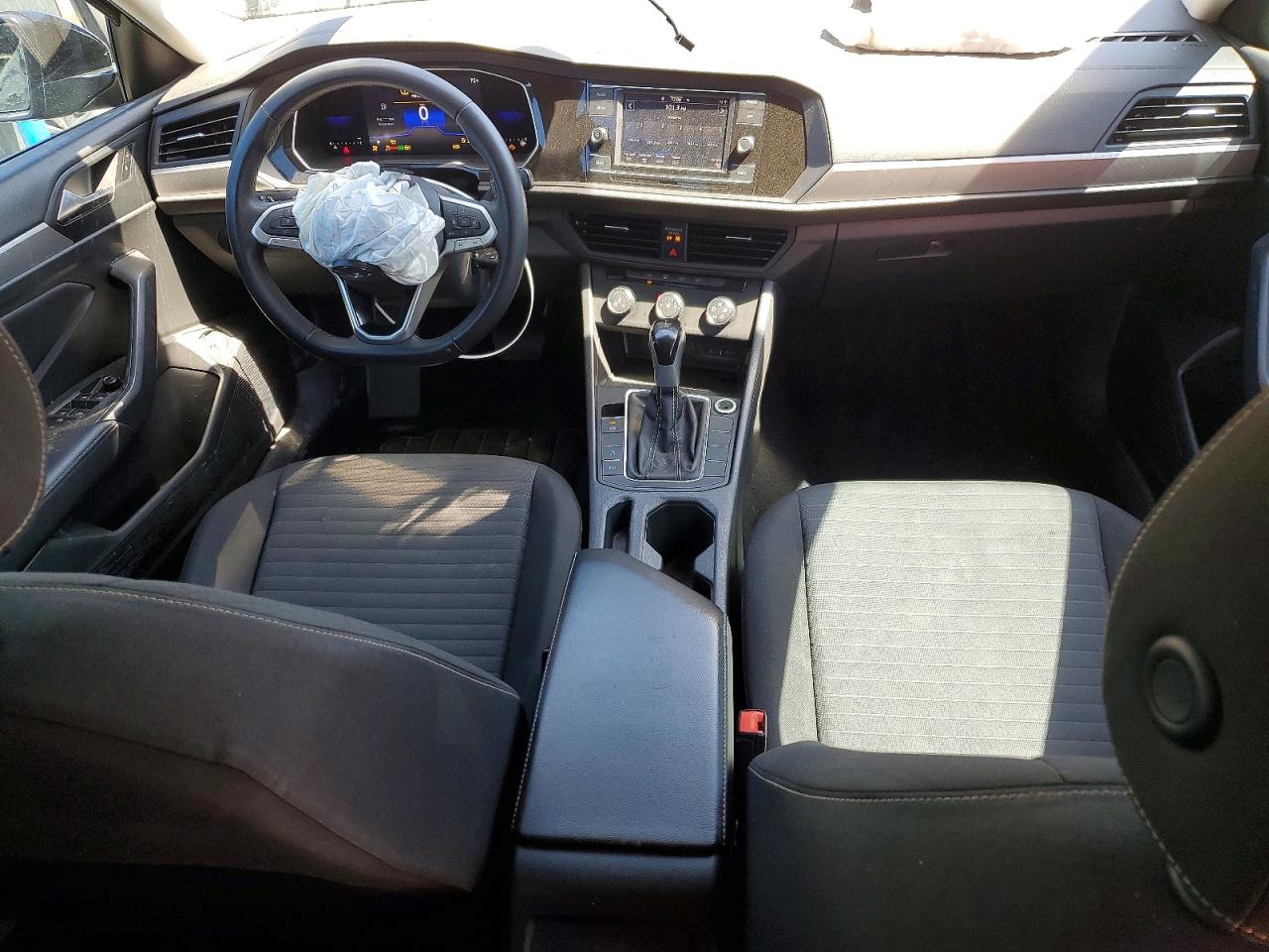 Volkswagen Jetta S