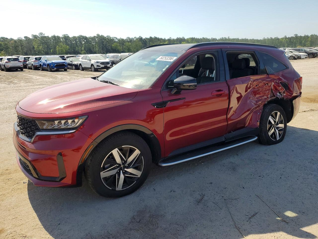 Salvage Kia Sorento Image