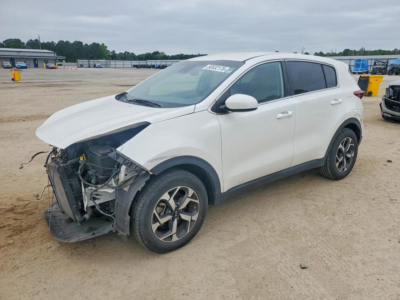 Salvage Kia Sportage Image