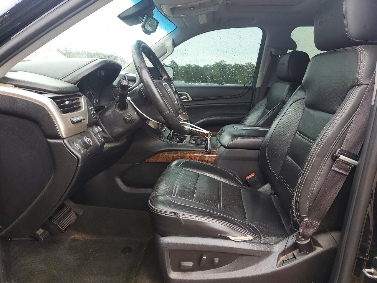 GMC Yukon Denali