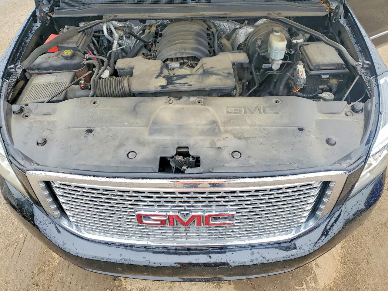 GMC Yukon Denali