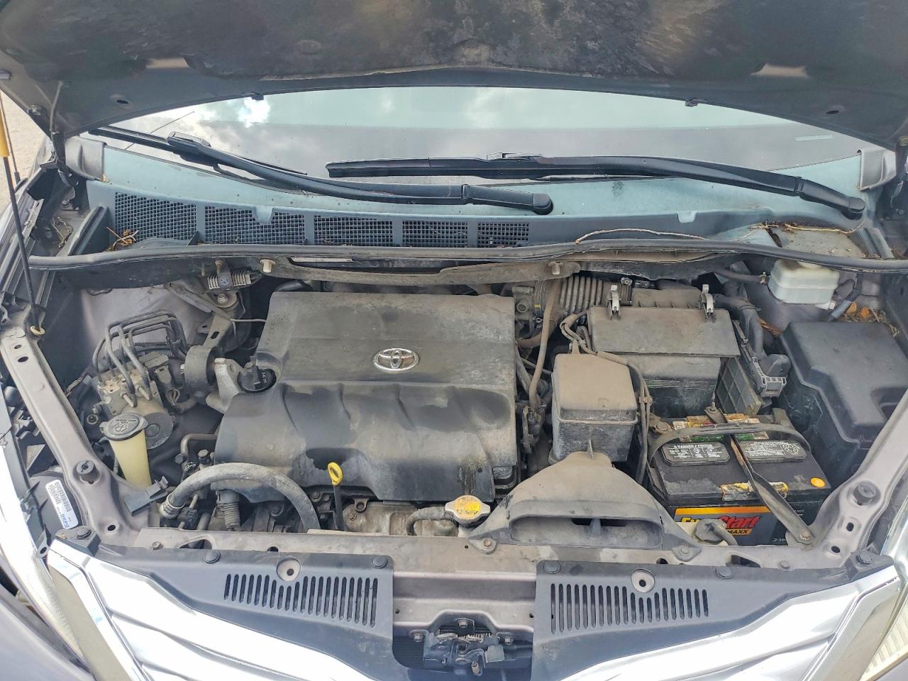 Toyota Sienna Xle 8-passenger