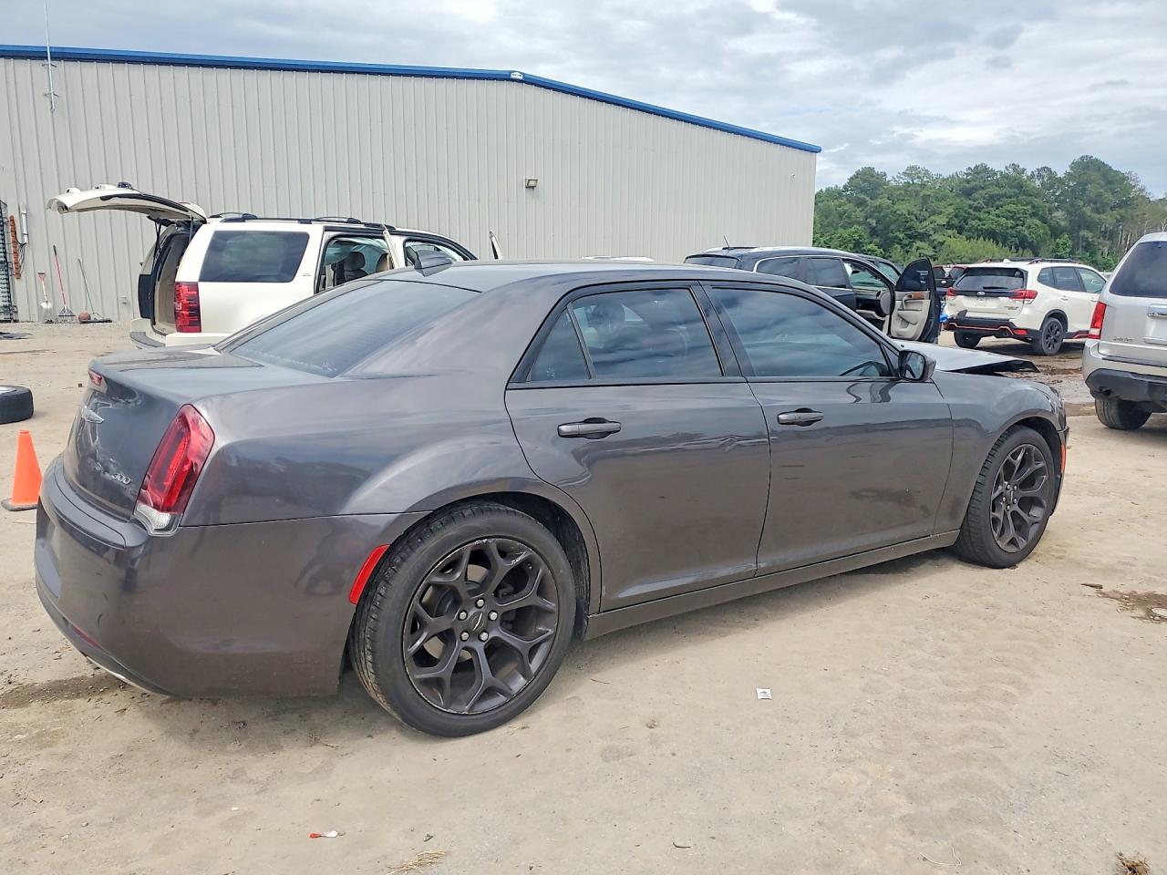 Chrysler 300 S