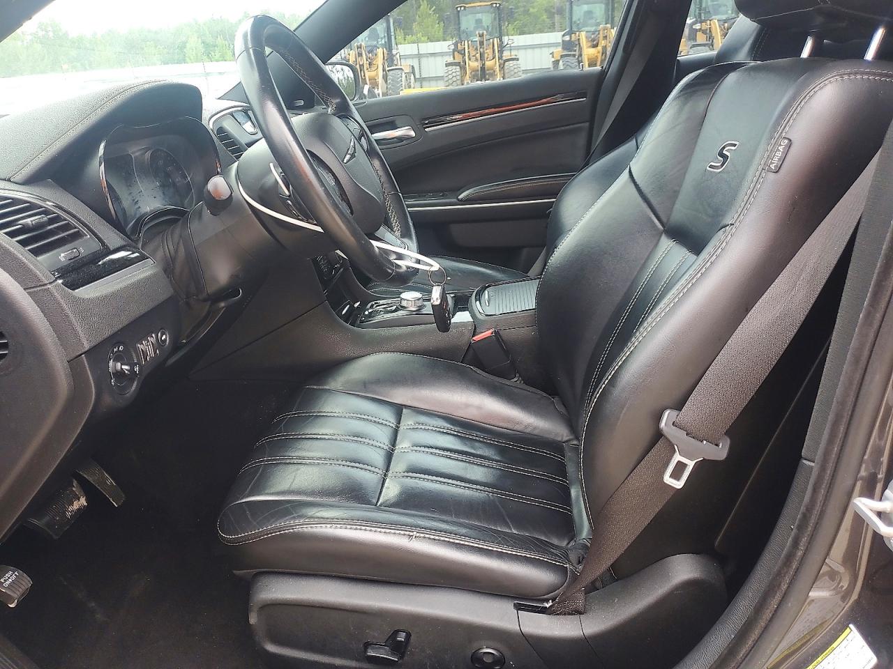 Chrysler 300 S