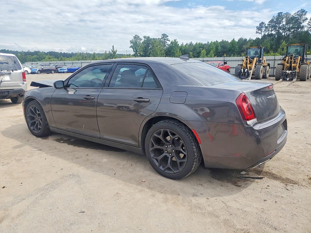 Chrysler 300 S