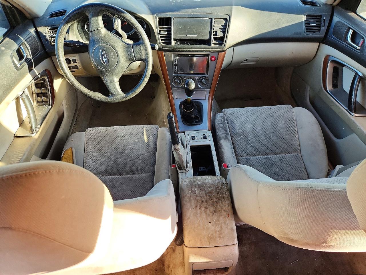 Subaru Legacy Outback 2.5i