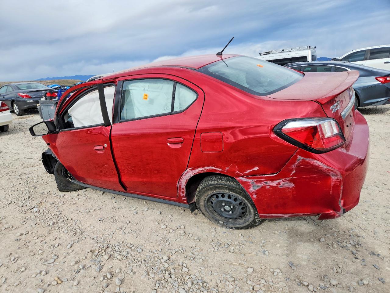Mitsubishi Mirage G4 Es