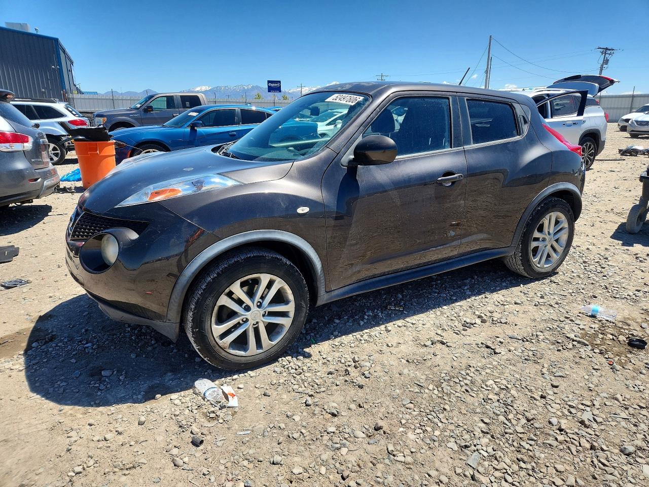 Salvage Nissan JUKE Image