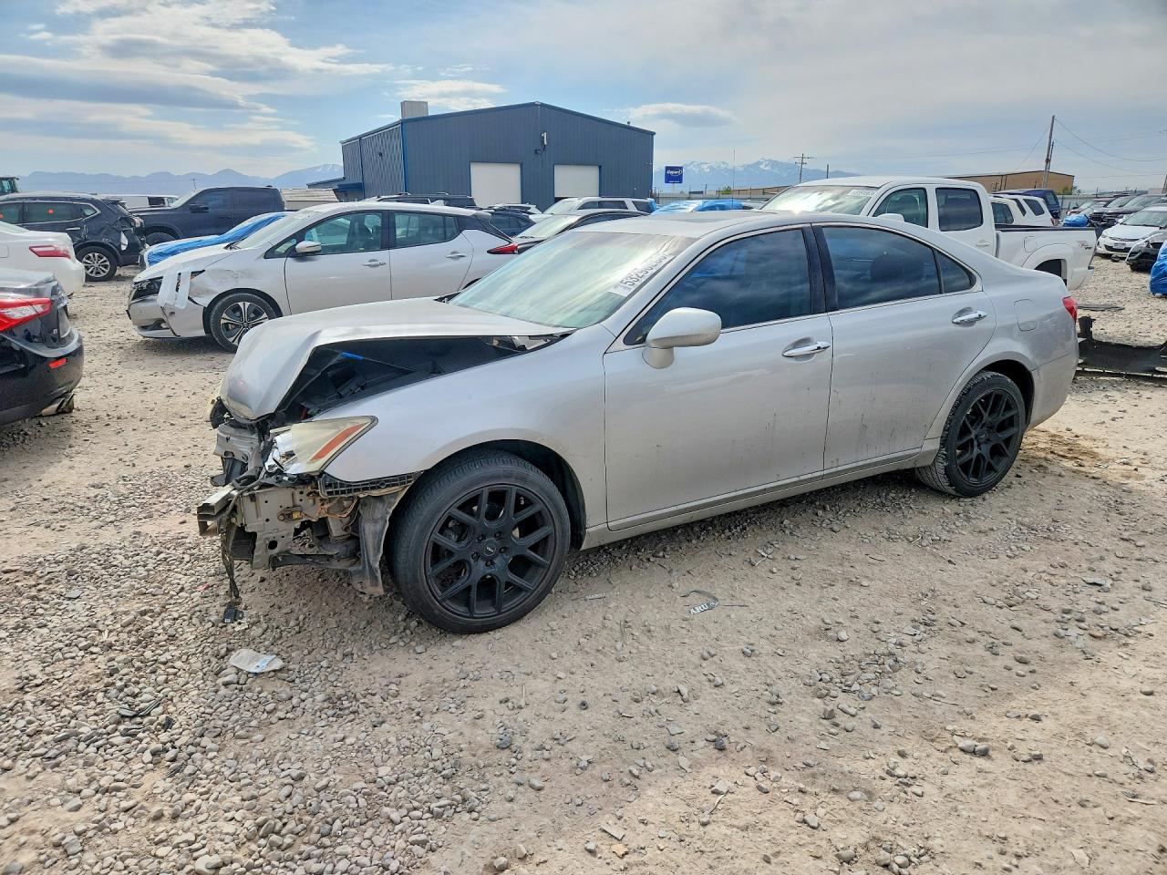 Salvage Lexus Es Image