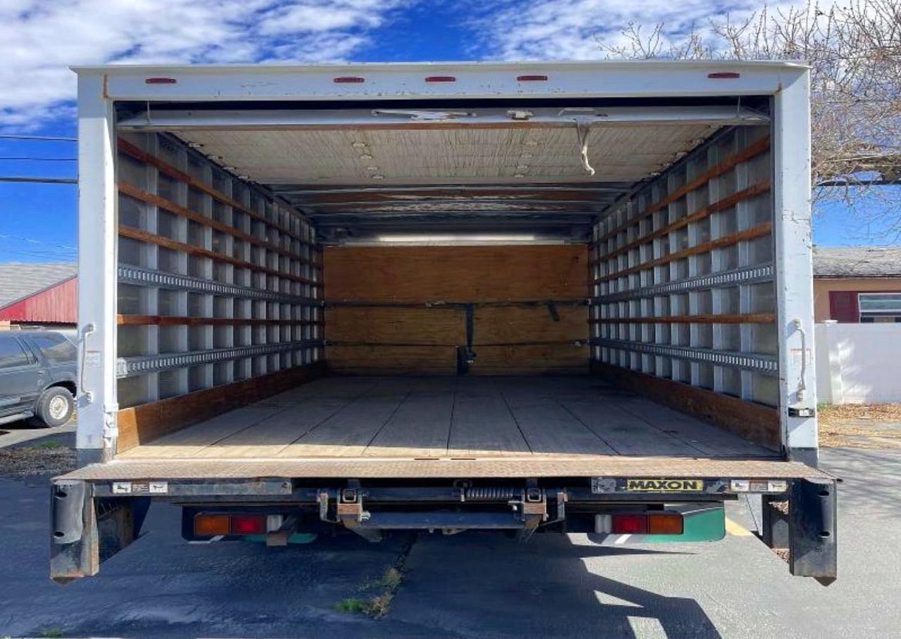 Mitsubishi Fuso Truck Of America Inc Fe Fec72s