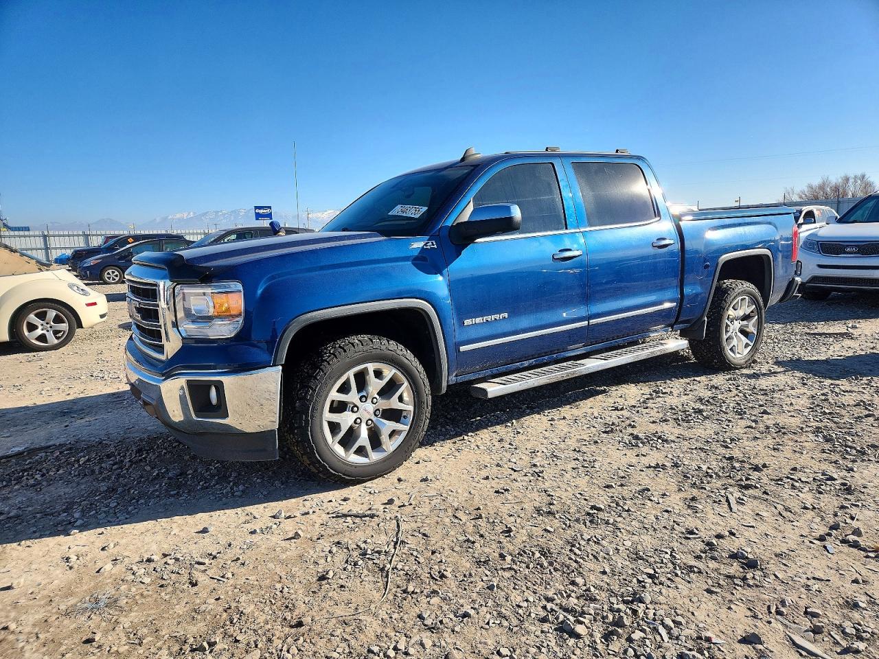 Salvage GMC Sierra Image
