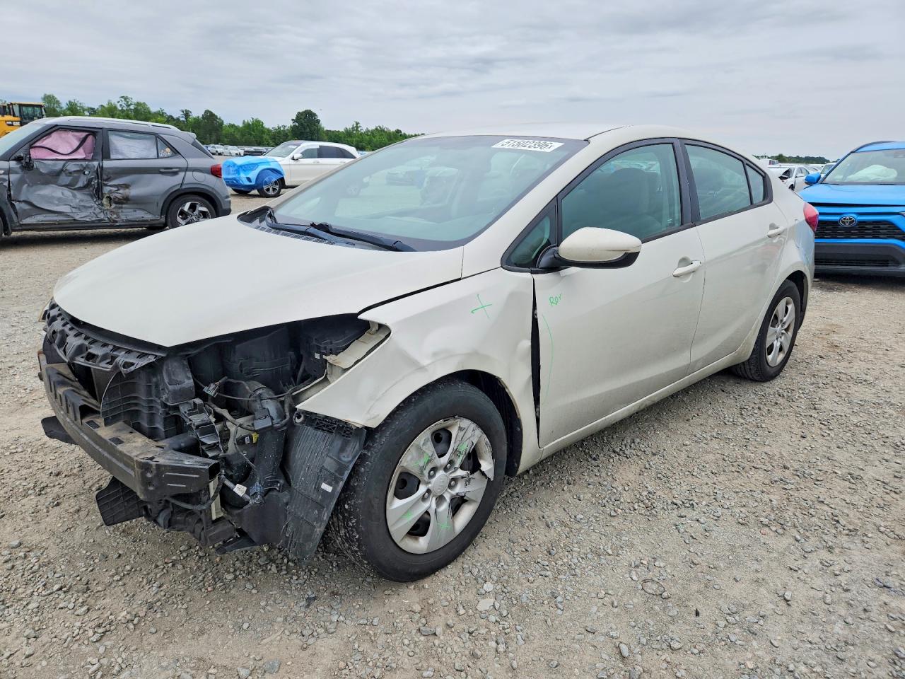 Salvage Kia Forte Image