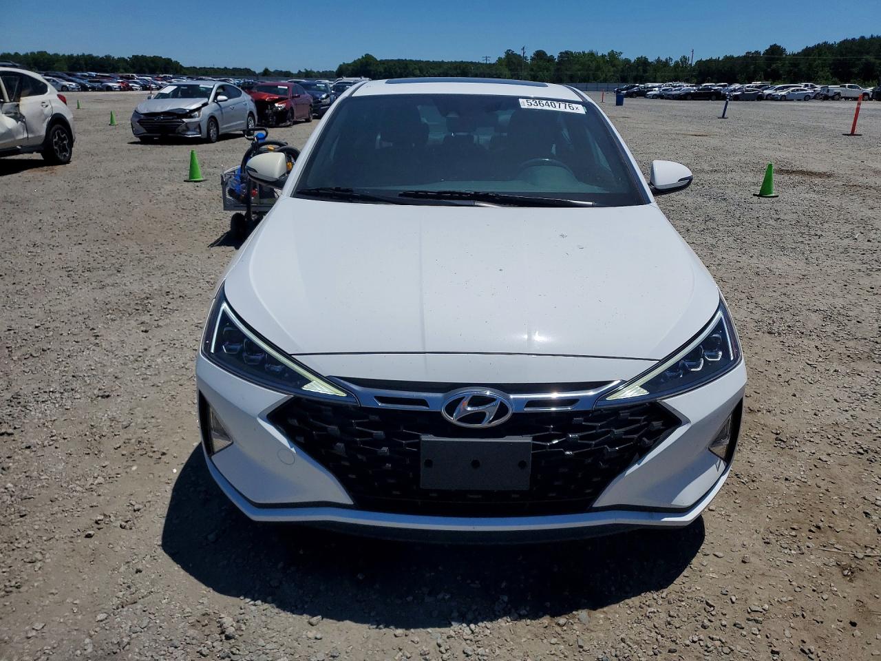 Hyundai ELANTRA Sport