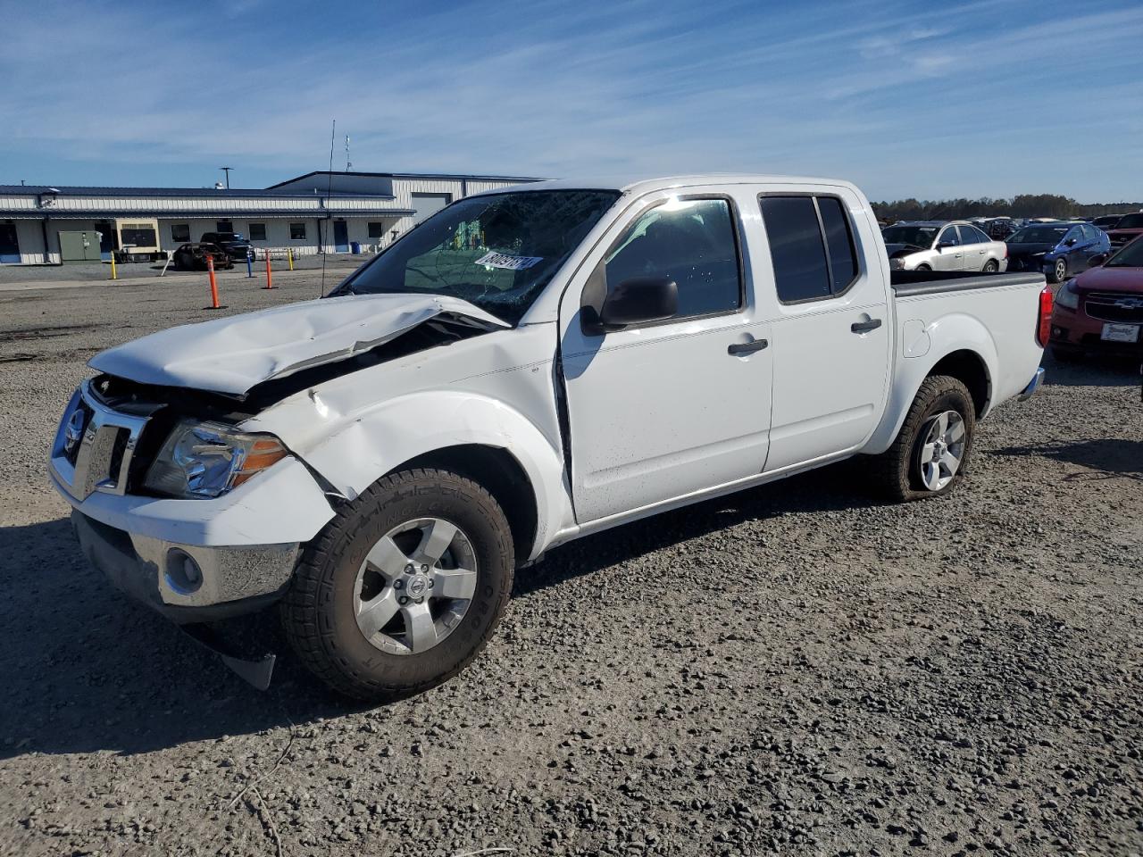 Salvage Nissan Frontier Image