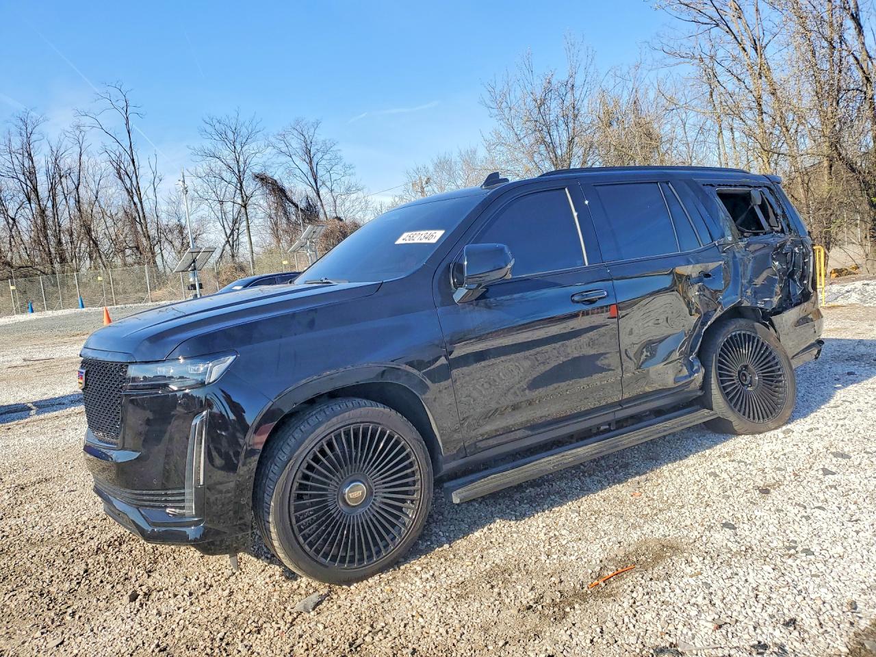 Salvage Cadillac Escalade Image