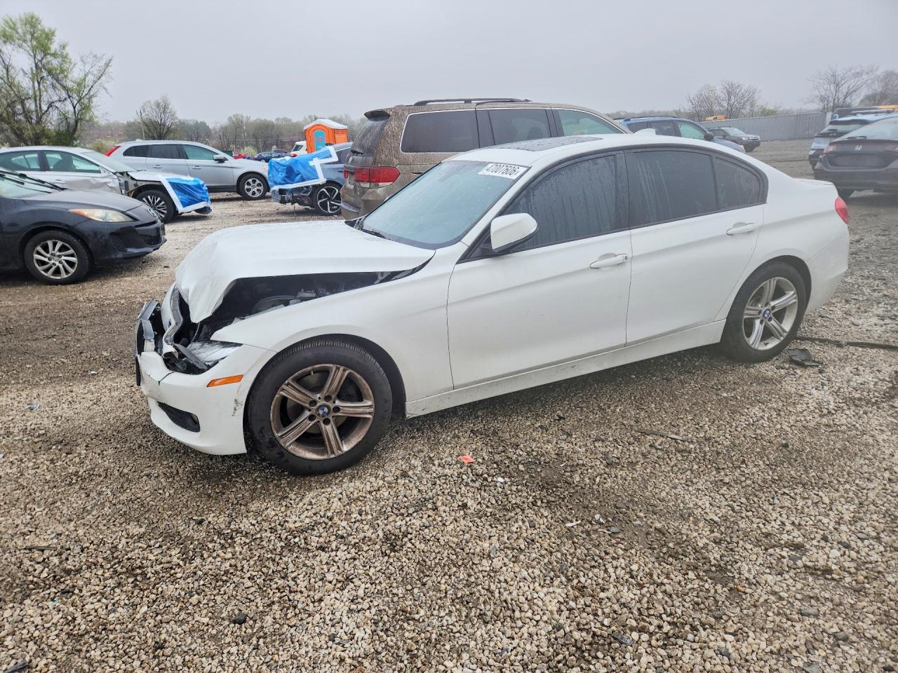 Salvage BMW 3 Series Image