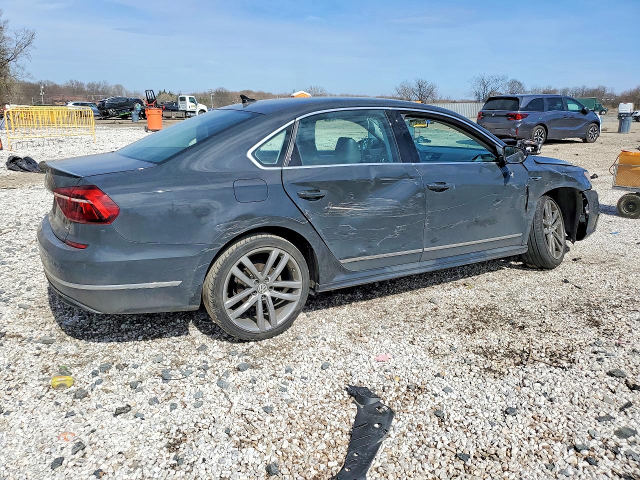 Volkswagen Passat R-line