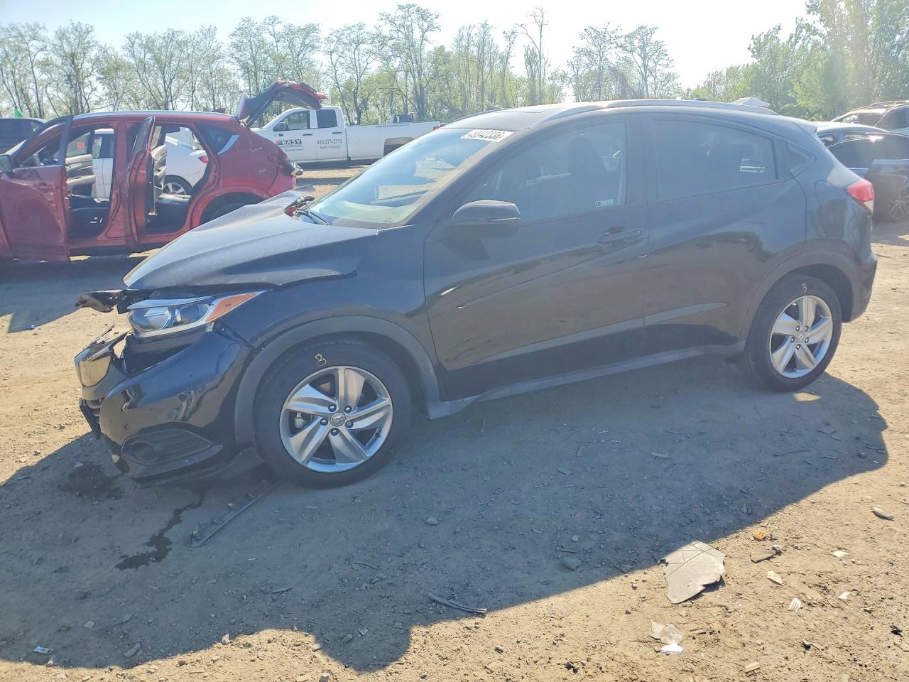 Salvage Honda HR-V Image
