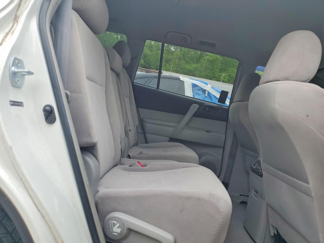 Toyota Highlander Base