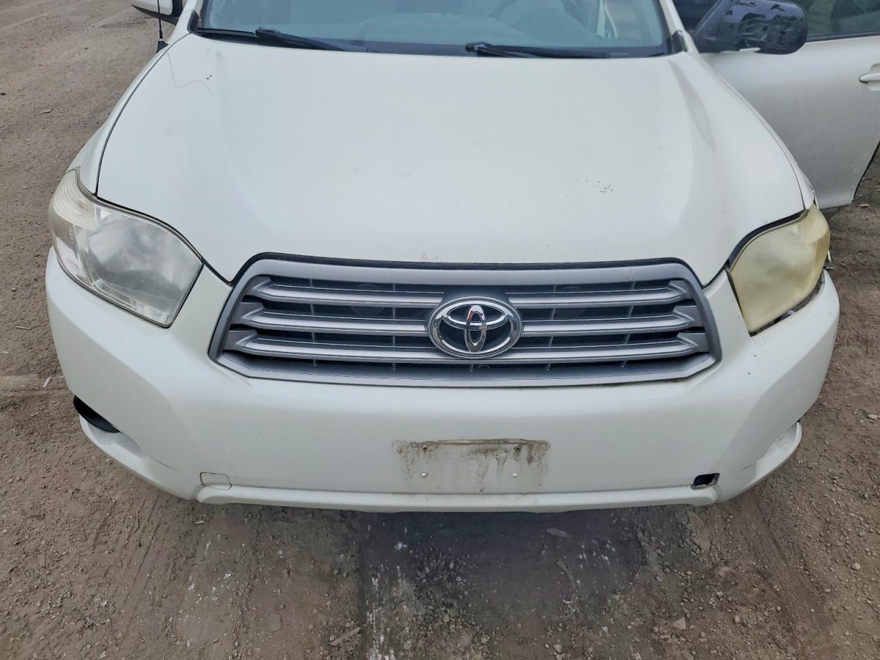 Toyota Highlander Base