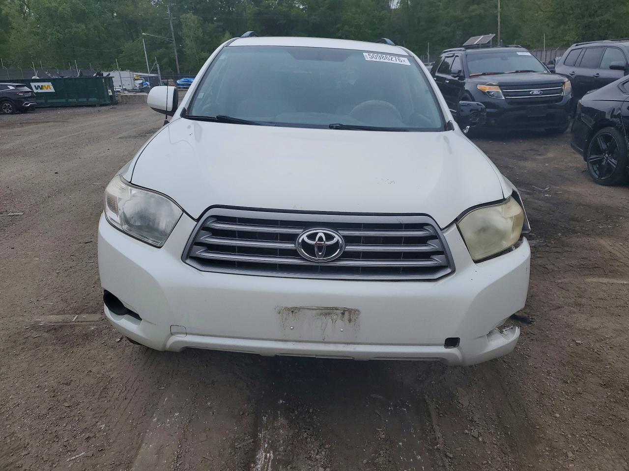 Toyota Highlander Base