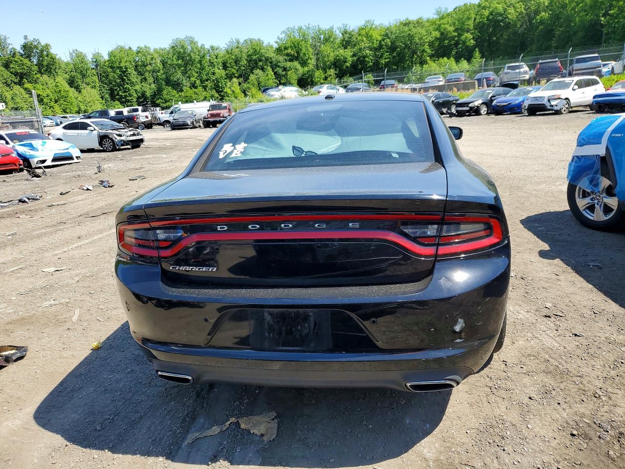 Dodge Charger Se
