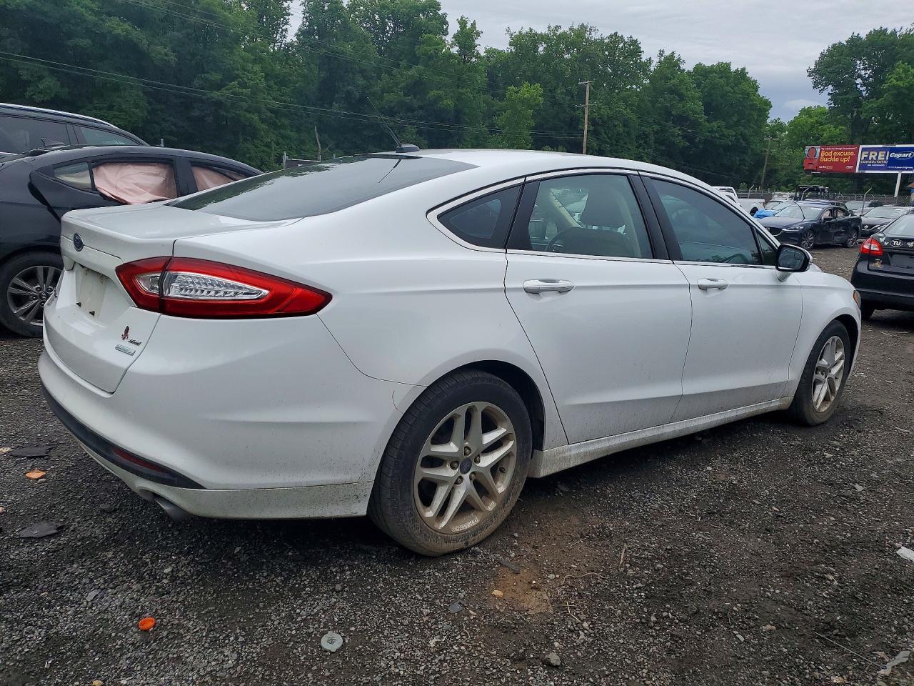 Ford Fusion Se