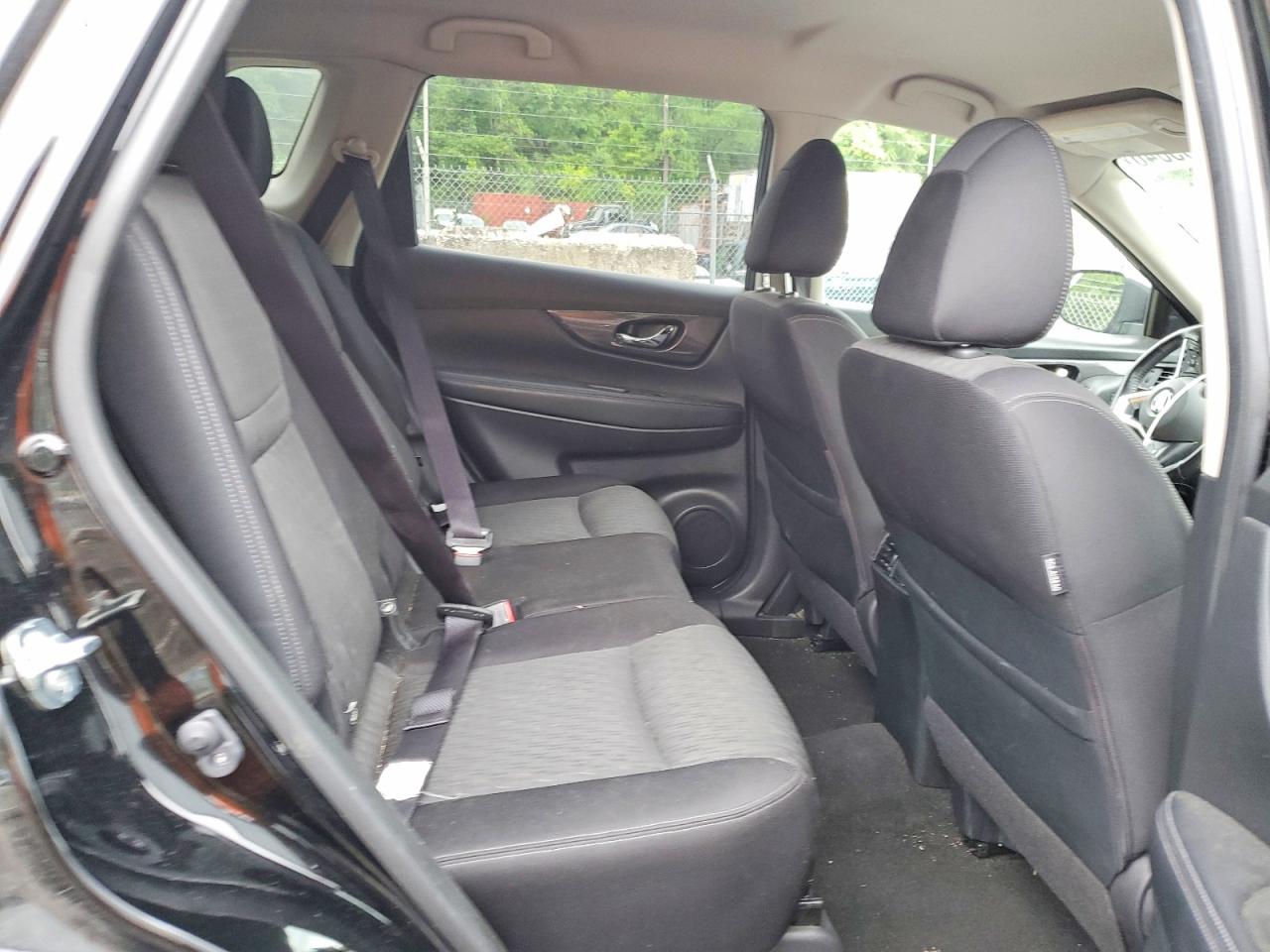Nissan Rogue Sv