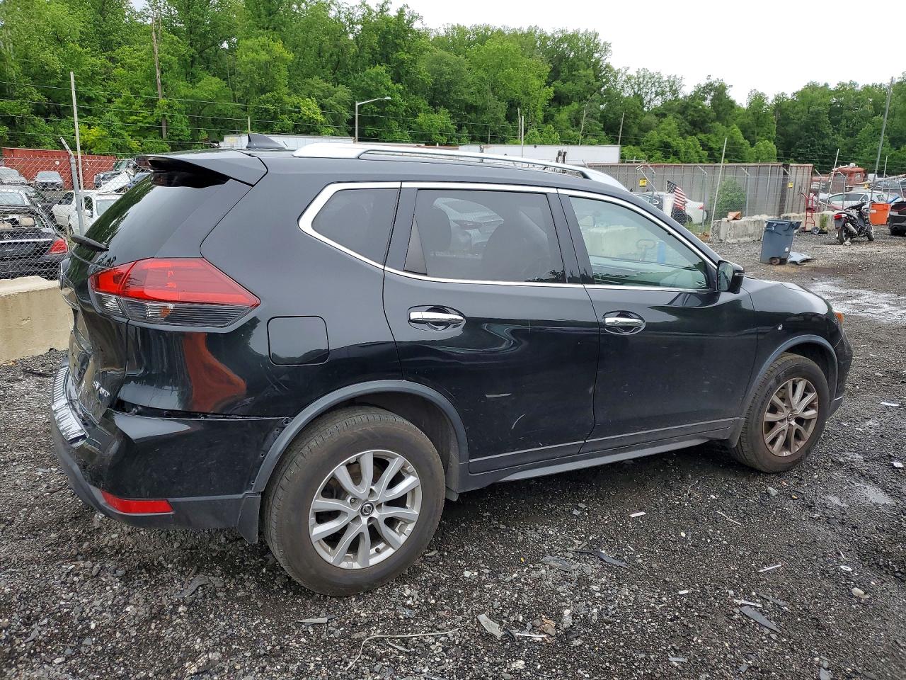 Nissan Rogue Sv
