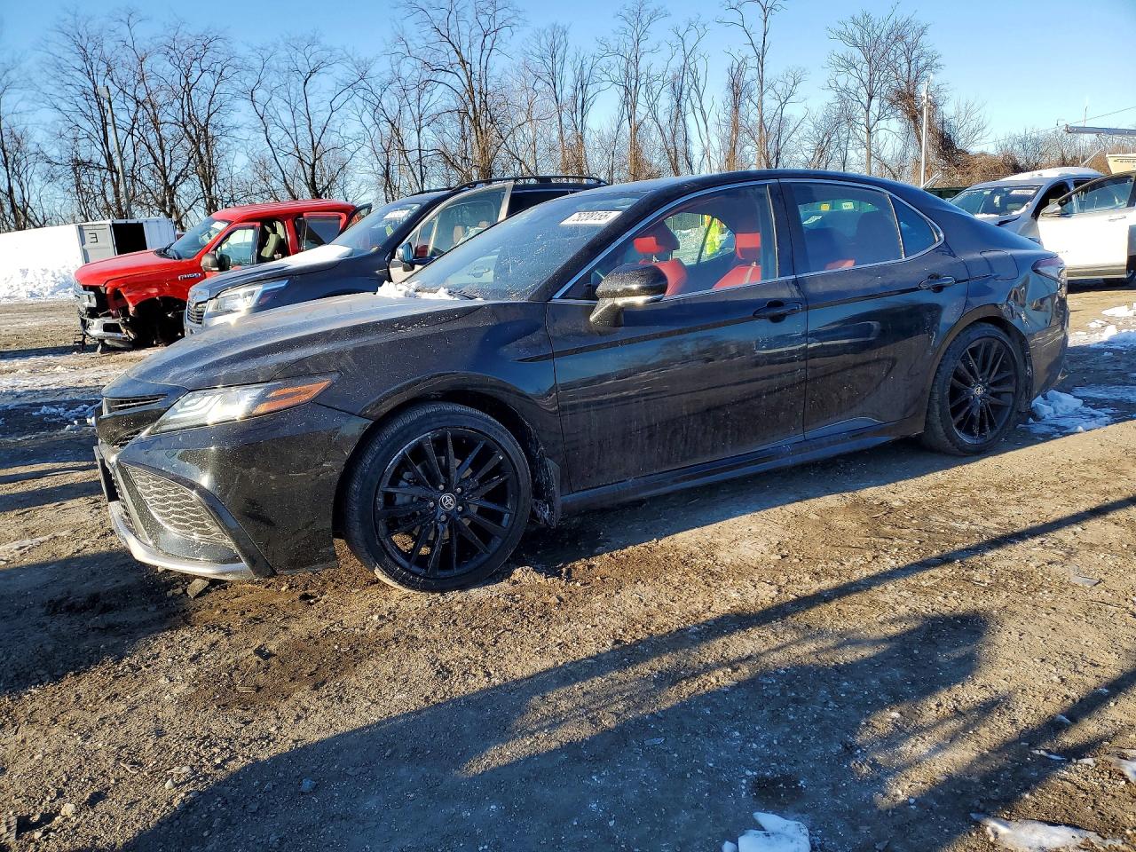 Salvage Toyota Camry Image