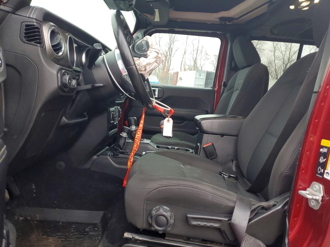 Jeep Wrangler Sahara