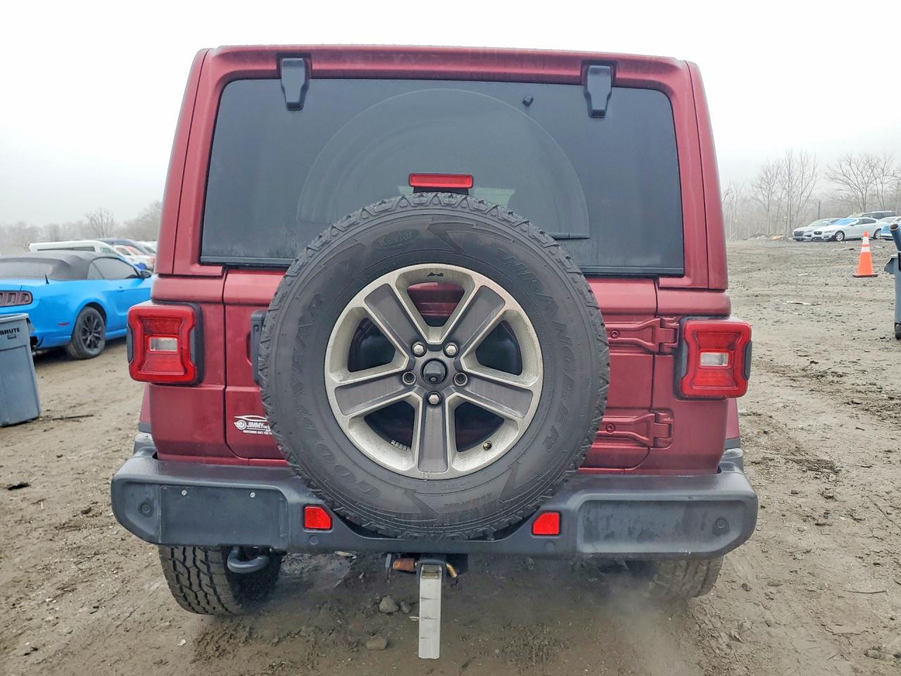 Jeep Wrangler Sahara