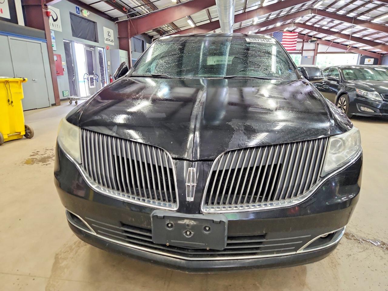 Lincoln MKT