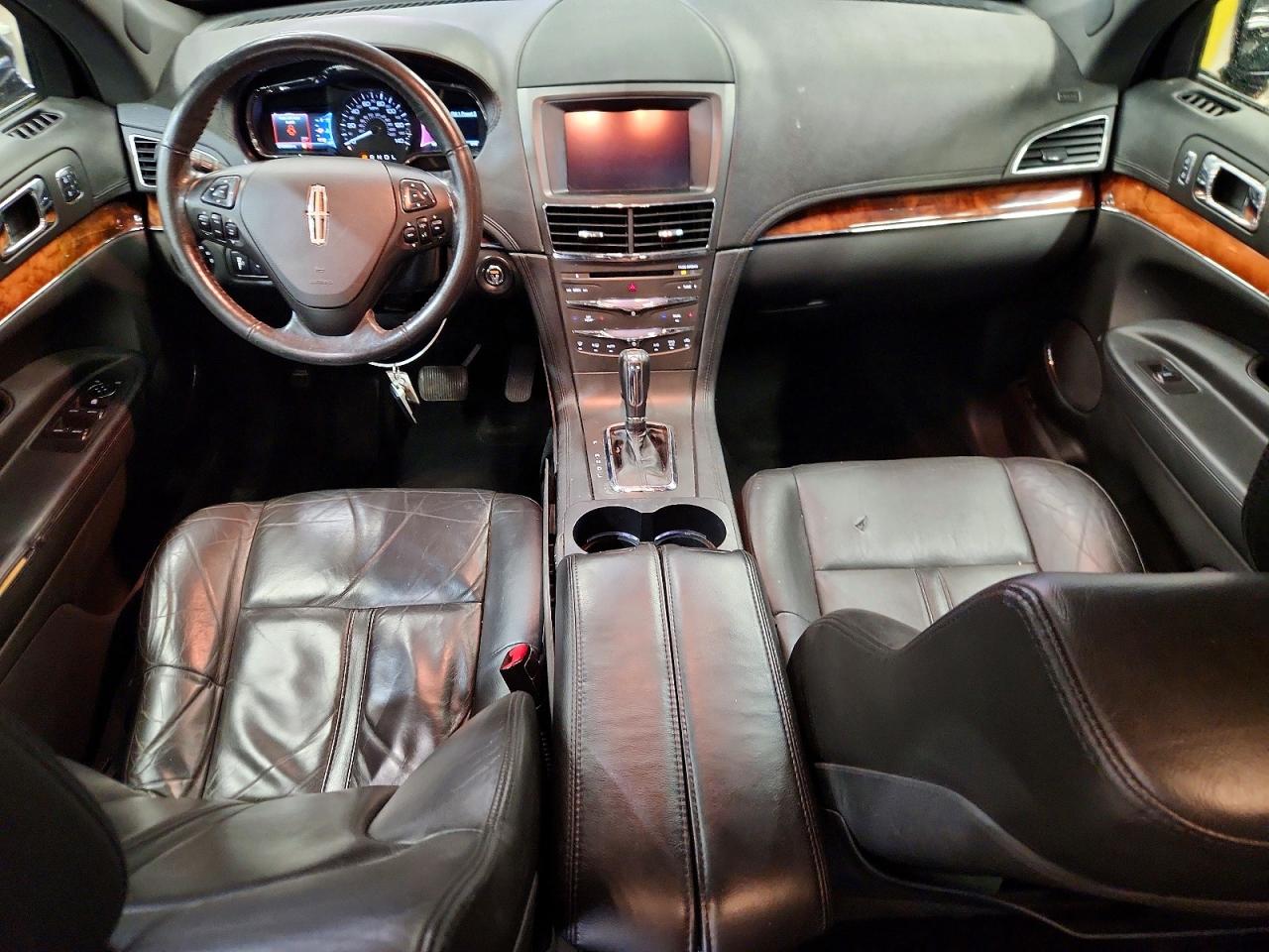 Lincoln MKT