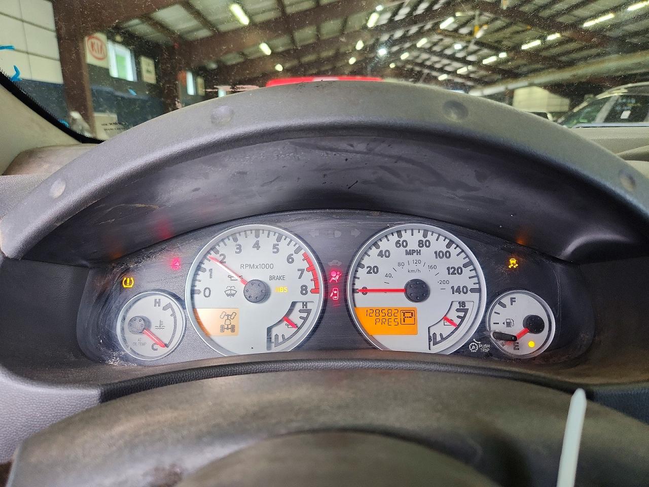 Nissan Frontier S