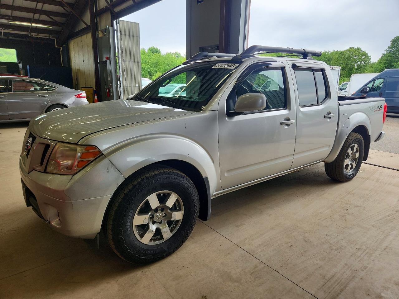 Salvage Nissan Frontier Image